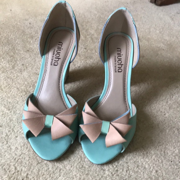 Green peep toe heels - Picture 3 of 5